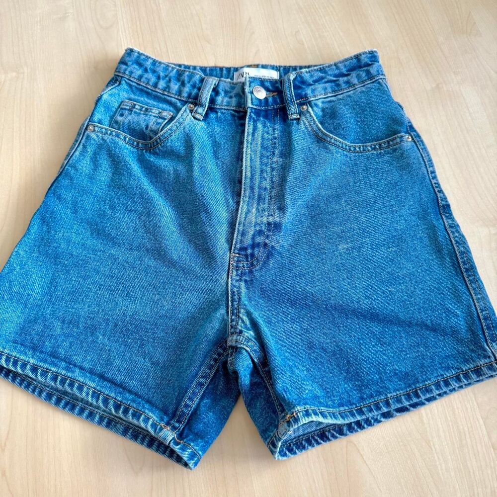 ZARA High-Waisted Blue Denim Shorts